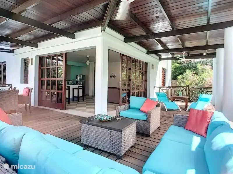 Hermosa villa en Blue Bay en Curazao, Curazao Centro, Blue Bay - Villa