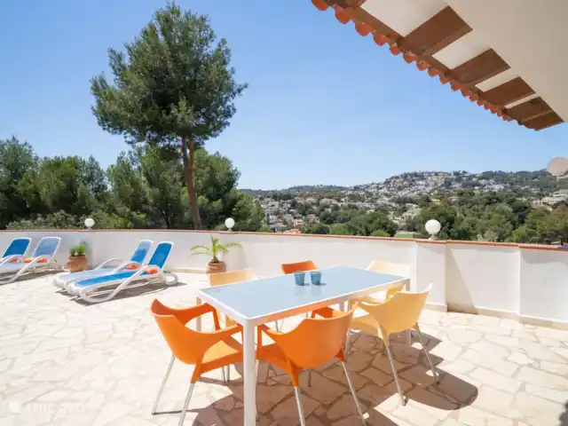 Villa Naranja | moraira | 6 personas en España, Costa Blanca, Moraira - villa También hay una mesa de comedor en la barbacoa
