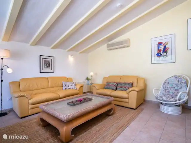 Villa Naranja | moraira | 6 personas en España, Costa Blanca, Moraira - villa La sala de estar de Villa Naranja es espaciosa