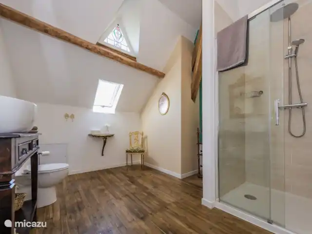 Villa Verte La chambre Hert | France, Haute-Vienne, Saint-Mathieu - chambres d'hôtes Cerf de salle de bain