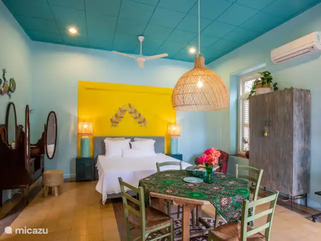 Appartement coloré à Otrabanda | Curaçao, Curaçao-Centre, Willemstad - maison de ville Aperçu de l'appartement