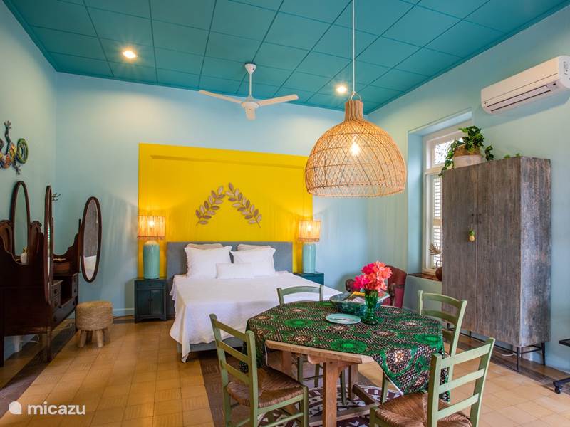 Holiday home in Curaçao, Curacao-Middle, Willemstad Townhouse Colorful apartment in Otrabanda