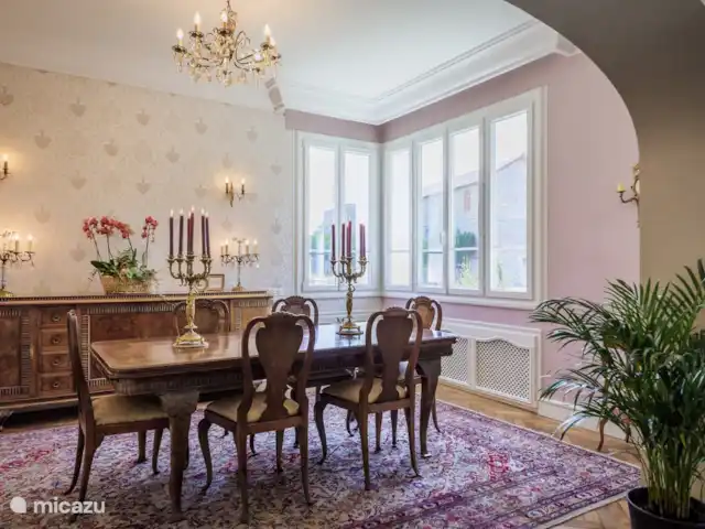 Villa Verte La chambre Vos en Francia, Alta Viena, Saint-Mathieu - alojamiento y desayuno comedor para mesa del día