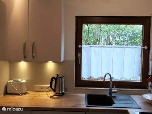 Seepark Kirchheim Huize Kok huren in Duitsland, Hessen, Reimboldshausen (Kirchheim) - vakantiehuis De keuken is voorzien van alle luxe en nagenoeg nieuw !