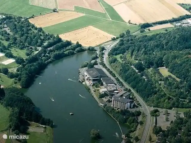 Seepark Kirchheim Huize Kok huren in Duitsland, Hessen, Reimboldshausen (Kirchheim) - vakantiehuis Een mooie overzichtsfoto