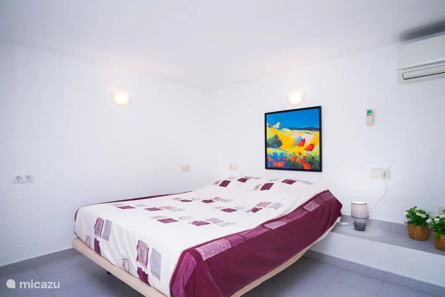 Das vierte Schlafzimmer verfügt über eine individuell regulierbare Klimaanlage und ein eigenes Badezimmer