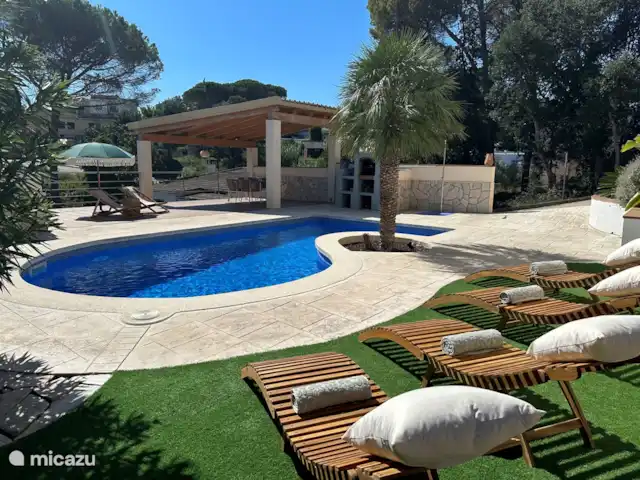 Casa Els Pins met verwarmd zwembad huren in Spanje, Costa Brava, Blanes - villa Casa Els Pins met verwarmd zwembad huren in Spanje, Costa Brava, Blanes - villa