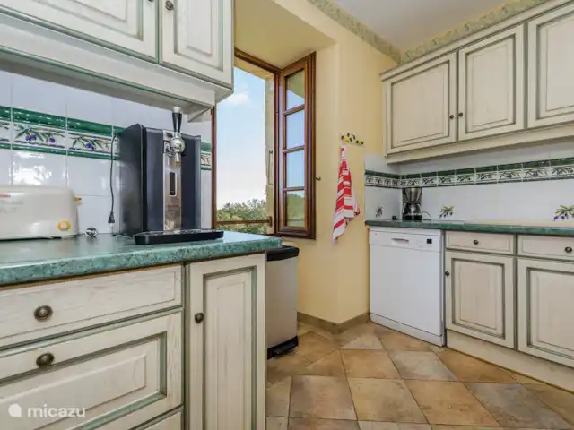 Dieudelotte | France, Lot, Marminiac - maison de vacances La cuisine