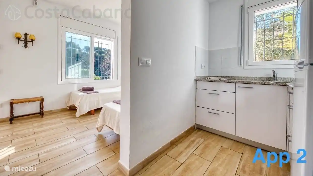 La Villa Pilar est parfaitement située à seulement 5 minutes du centre de Lloret de Mar et de la plage !