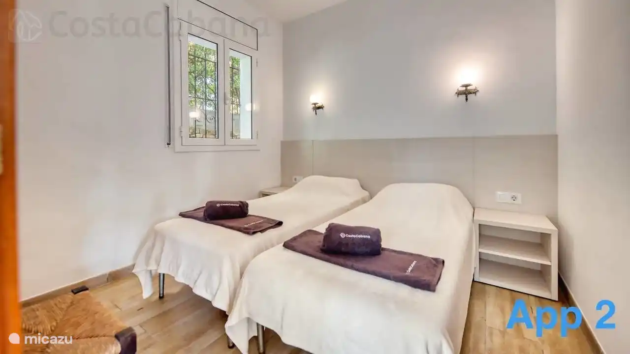 La Villa Pilar est parfaitement située à seulement 5 minutes du centre de Lloret de Mar et de la plage !