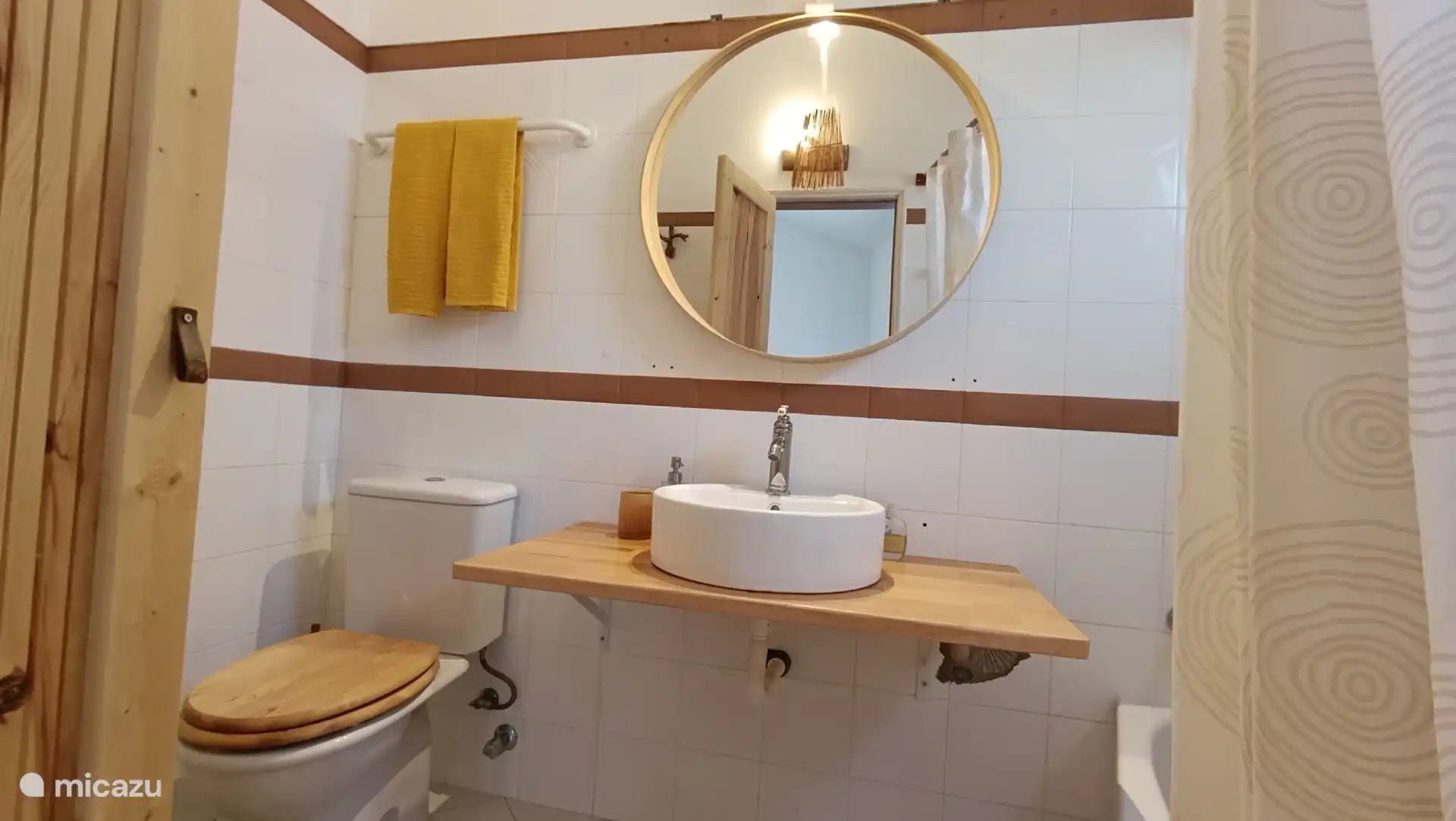 mit natürlichem Licht