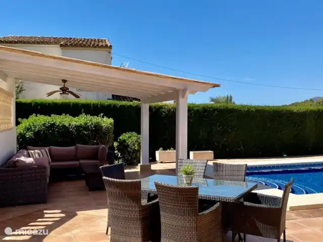 Villa Maya | Moraire | 6 personnes | Espagne, Costa Blanca, Moraira - villa Il y a plusieurs coins salons dans le jardin de la Villa Maia