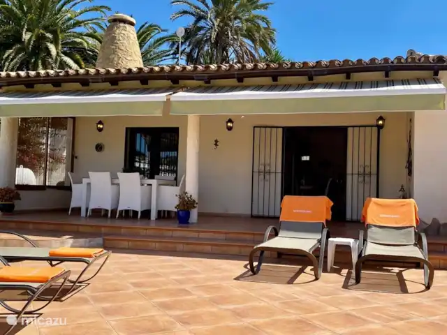 Villa Maya | Moraire | 6 personnes | Espagne, Costa Blanca, Moraira - villa Dans le jardin de la Villa Maia, il y a plusieurs coins salons couverts et découverts