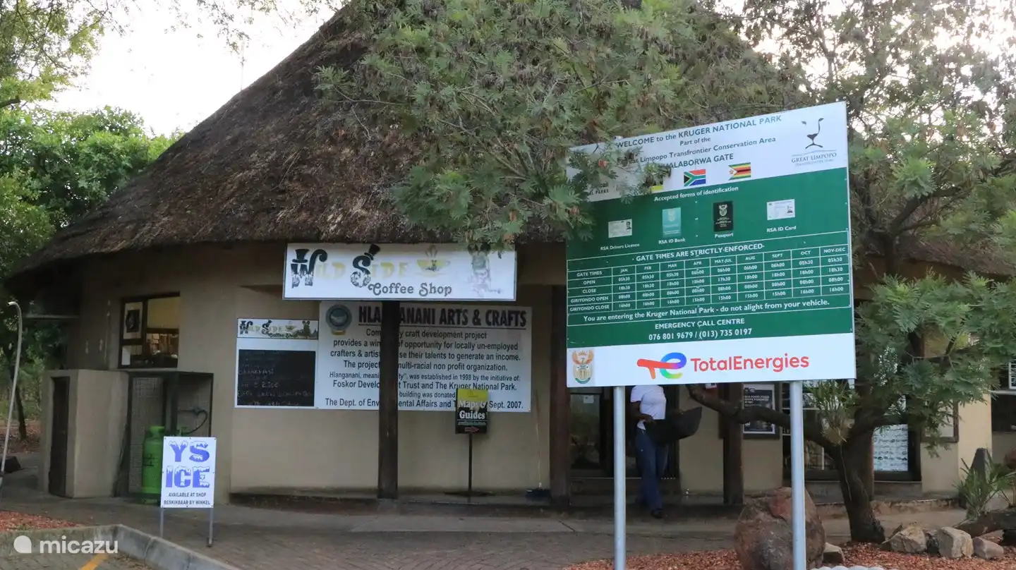 Edificio de entrada Phalaborwa Gate Kruger