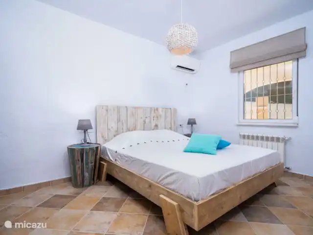 Villa Annamar | Moraire | 6 personnes | Espagne, Costa Blanca, Moraira - villa La deuxième chambre de la Villa Annamar dispose d'une climatisation individuelle et d'un lit de 180 x 200 centimètres