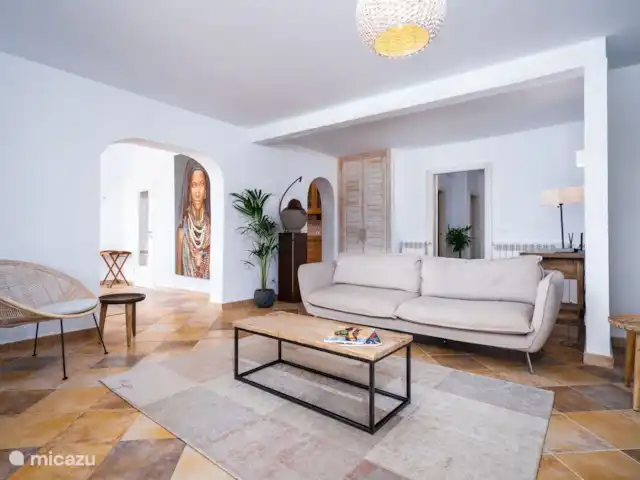 Villa Annamar | Moraire | 6 personnes | Espagne, Costa Blanca, Moraira - villa Le salon confortablement meublé de la Villa Annamar est relié à la salle à manger et à la cuisine
