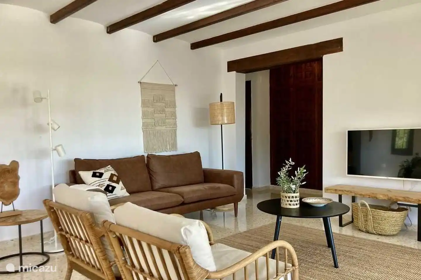 The cozy living room of Villa Olivera in Benissa