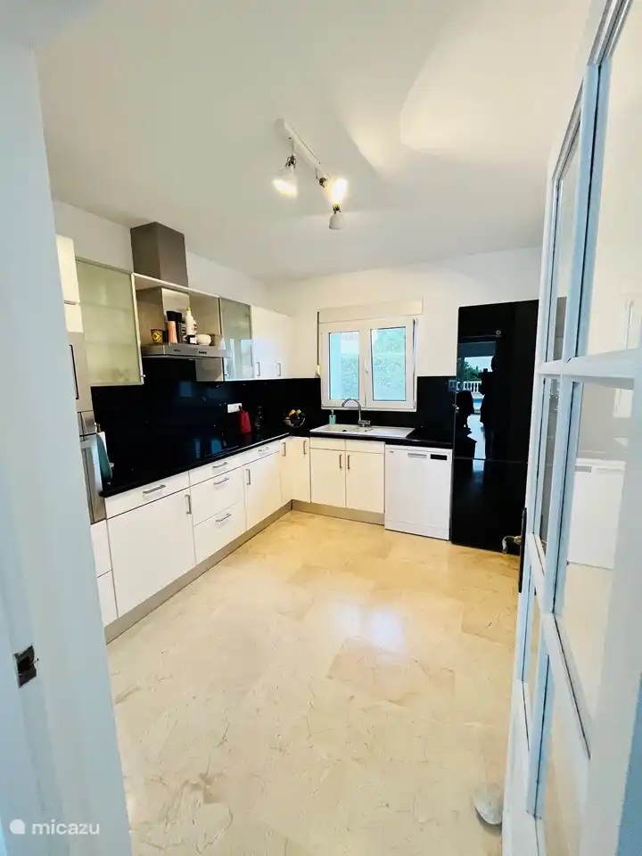 Küche mit allem Notwendigen