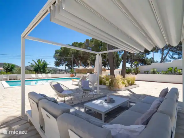 Villa La Serena | Moraire | 8 personnes | Espagne, Costa Blanca, Moraira - villa La Villa La Serena à Moraira dispose d’un joli coin salon au bord de la piscine privée