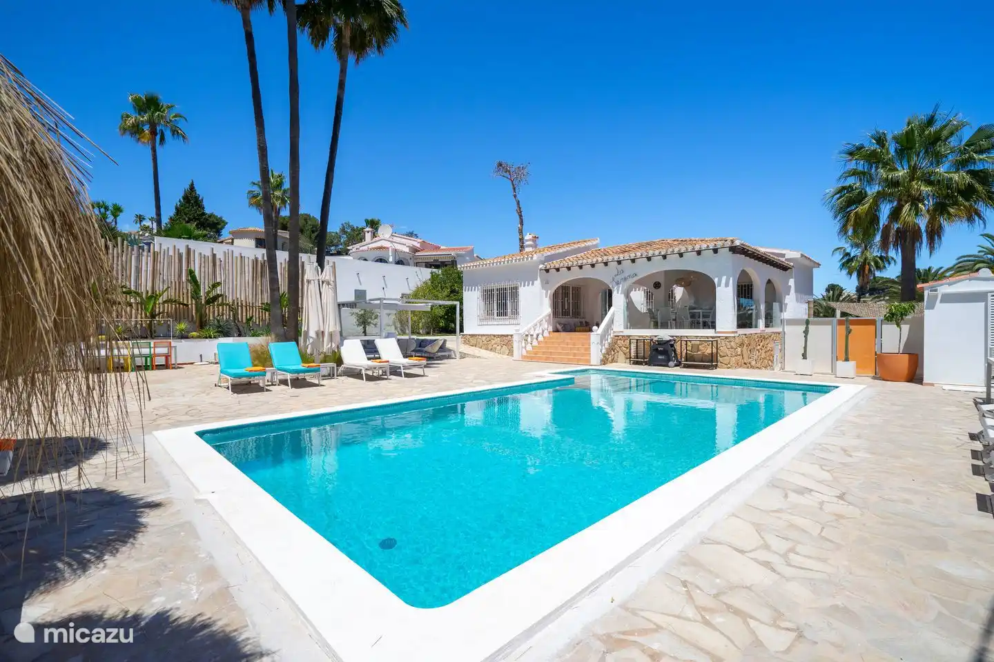 Villa La Serena in Moraira is a 8 person holiday home with private pool and a large terrace