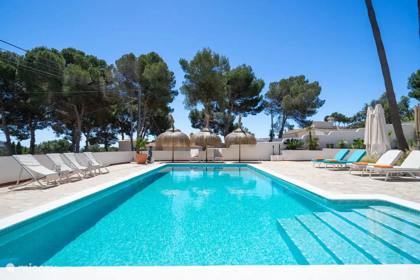 Villa La Serena in Moraira has a large private swimming pool with plenty of privacy
