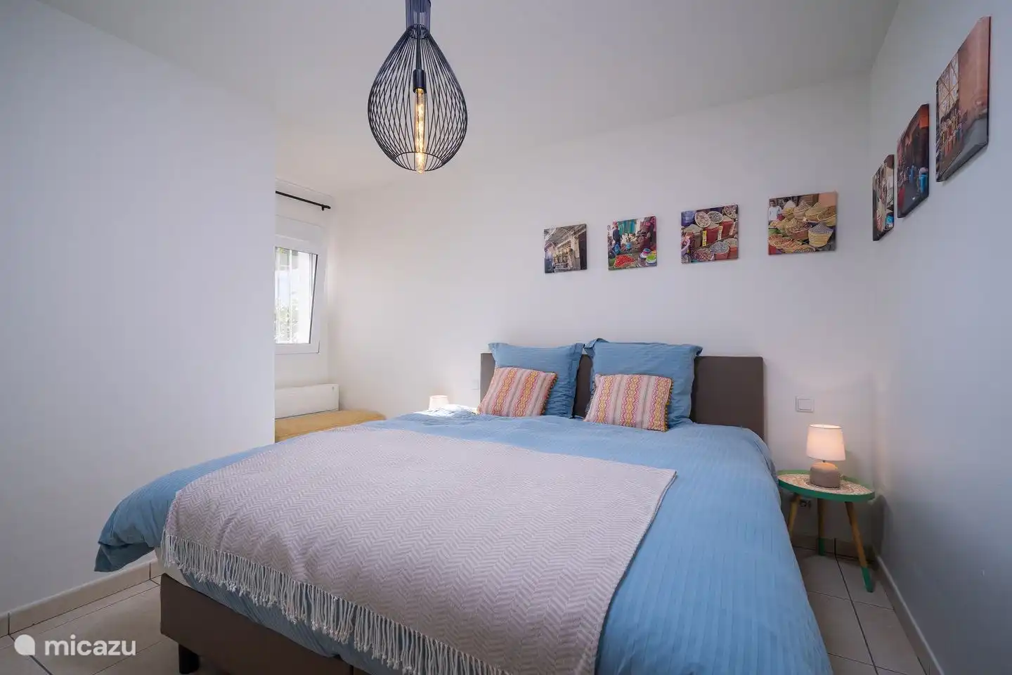 illa La Serena has 4 bedrooms with box-spring beds of 180 x 200 centimeters