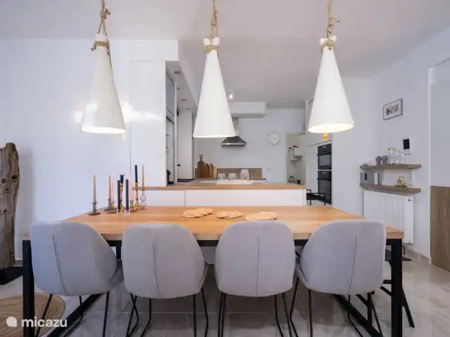 Villa La Serena | Moraire | 8 personnes | Espagne, Costa Blanca, Moraira - villa La table du petit déjeuner de la Villa La Serena est reliée à la cuisine ouverte