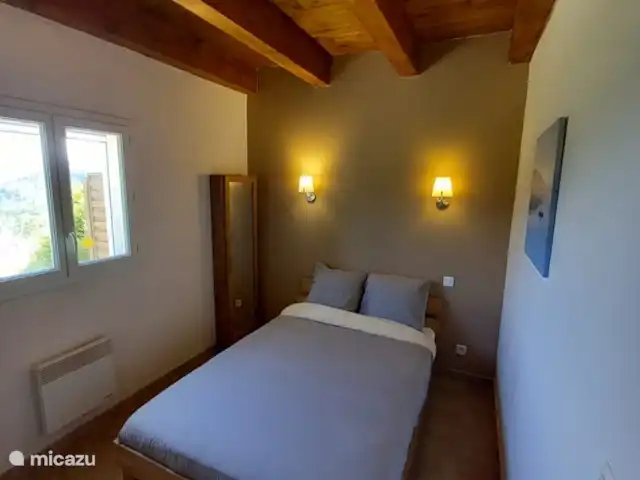 Location de Vacances France, Gard, Ponteils-et-Brésis, maison de vacances - Vacances Cévennes Rez-de-chaussée - Chambre (lit double (140x200)