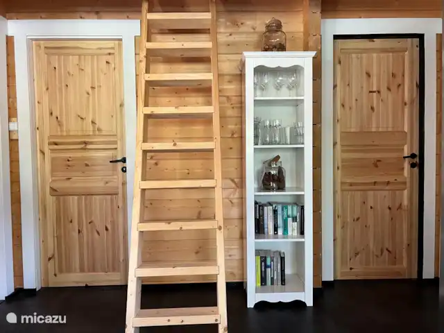 Boshuis De Dollenburcht | Pays-Bas, Drenthe, Spier - bungalow Escalier vers le Nid de corbeau