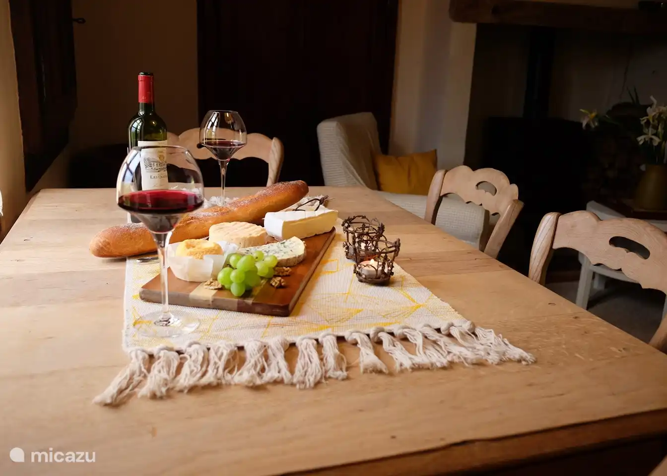 Cozy in the French way Ap&#233;ro 