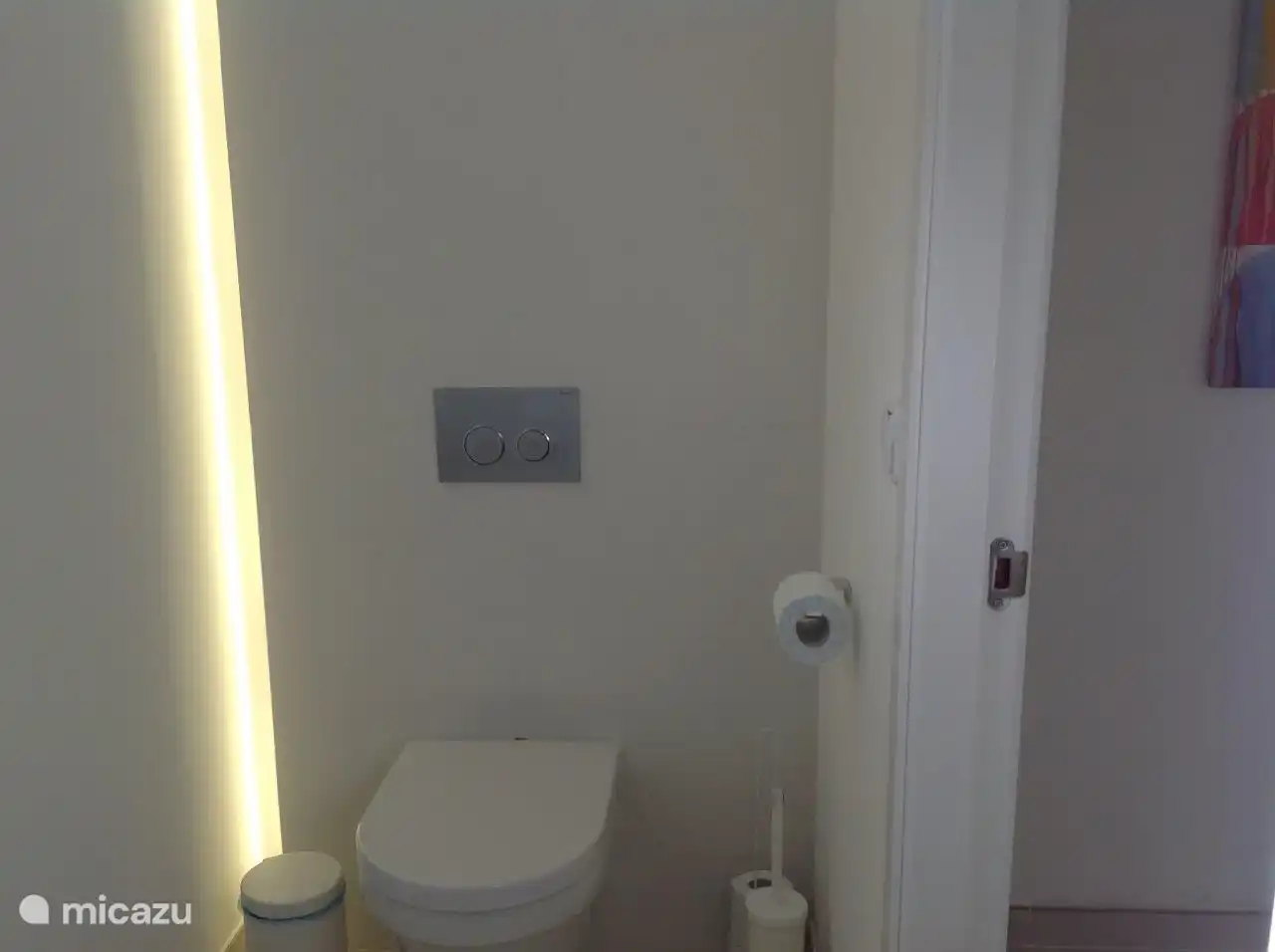 Hall d'entrée WC séparé