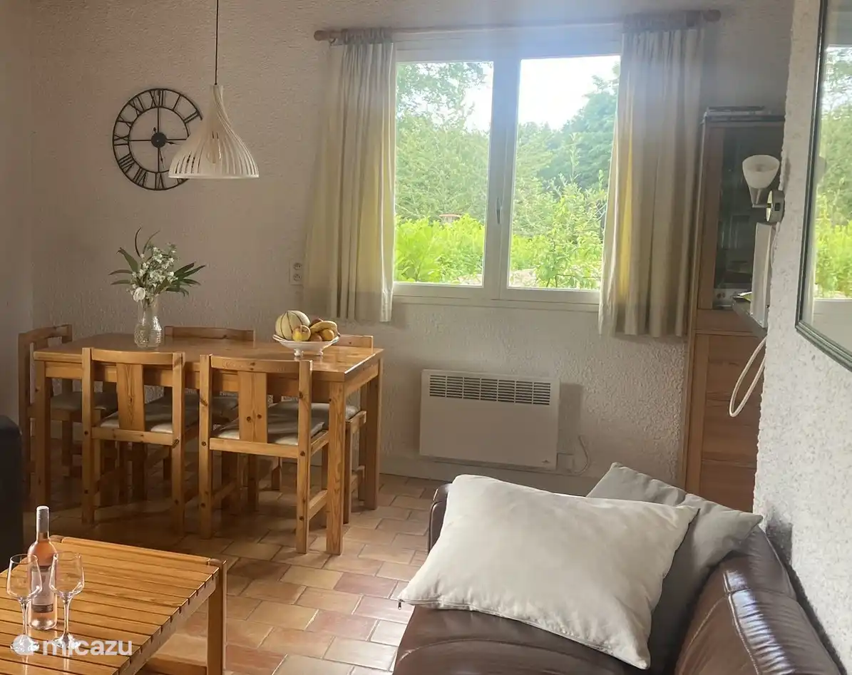 Esstisch für 6 Personen