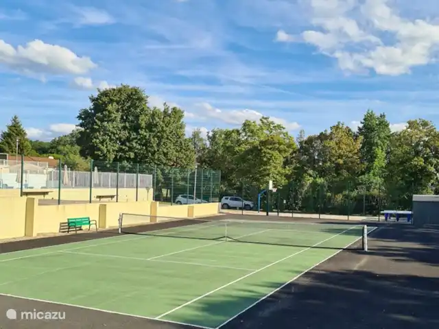 Village Le Chat 210 | France, Charente, Écuras - bungalow Terrain de tennis
