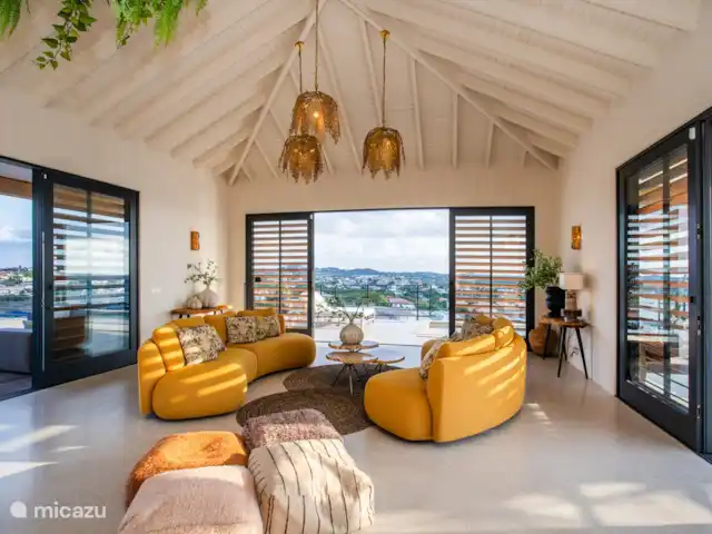 Villa Panorama huren in Curaçao, Banda Ariba (oost), Vista Royal - villa Woonkamer met ook hier weer prachtig uitzicht