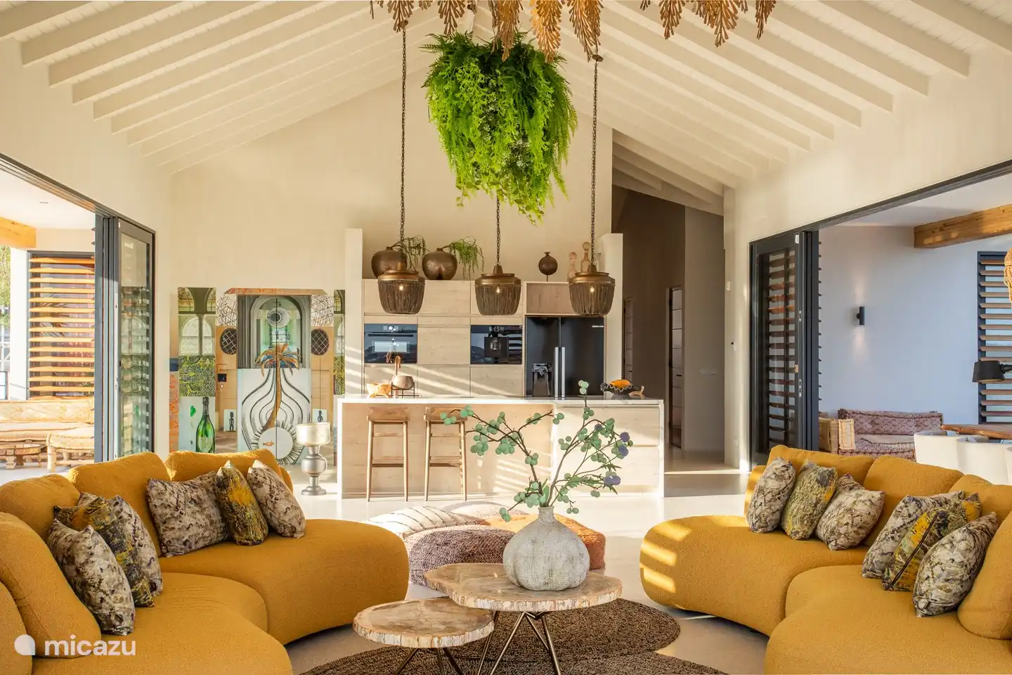 Next to the kitchen you will find the elevator.