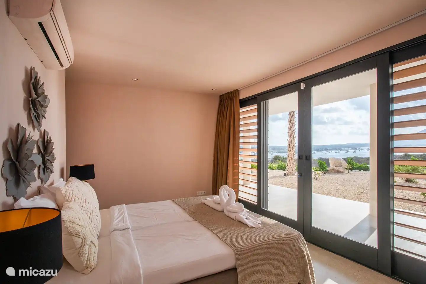 1 of the 3 bedrooms on the ground floor