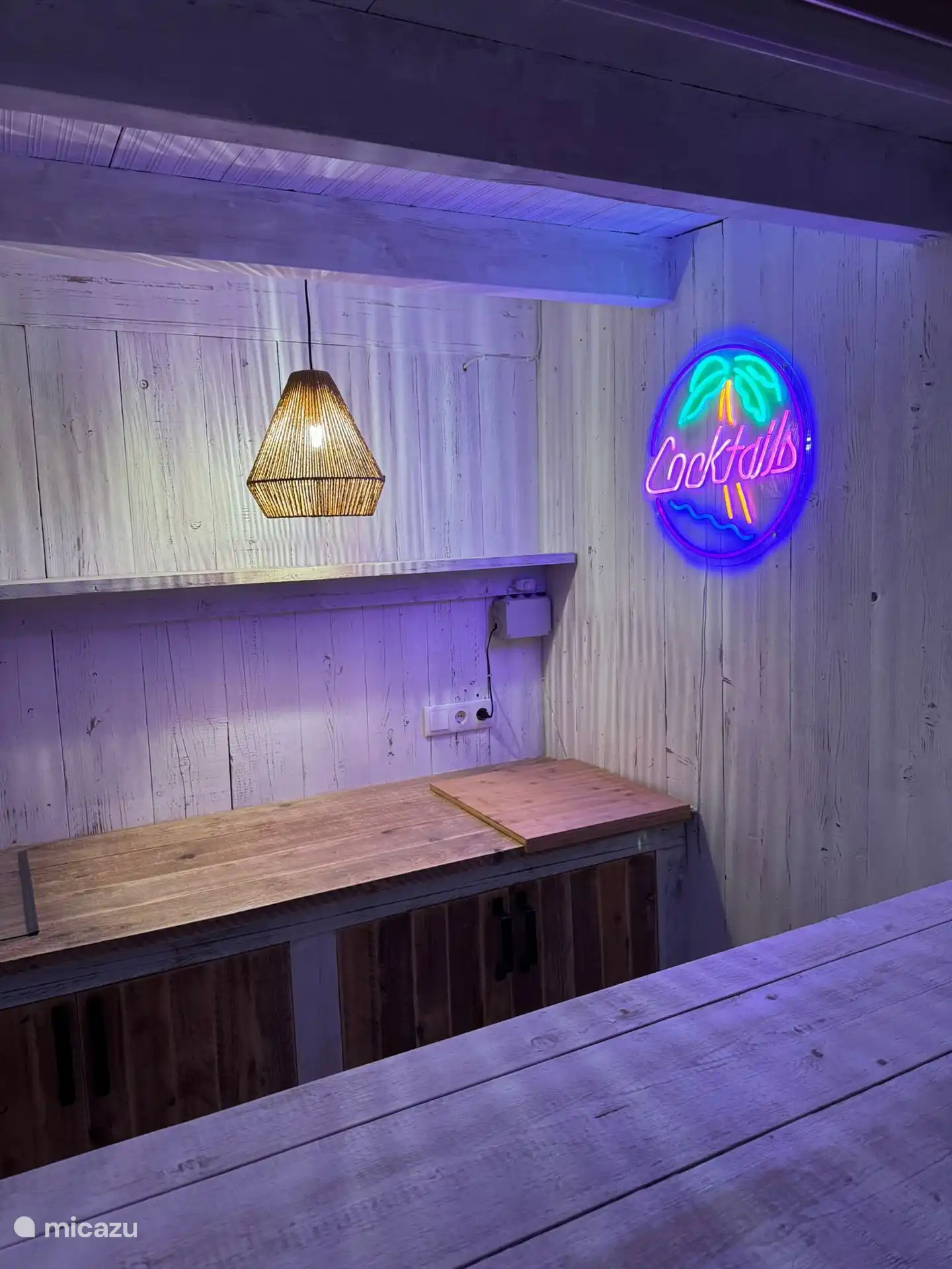 binnenkant van de bar