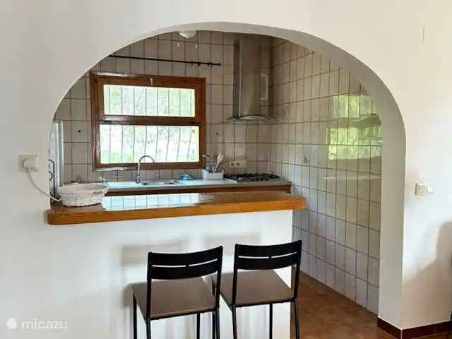 Villa 'Quiero Verte' | Espagne, Costa Blanca, Benissa - villa Villa Quiero Verte - salle à manger bar cuisine à l'étage
