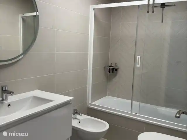 appartement huren in Spanje, Costa del Sol, Motril – Aguacate beach golf apartment Badkamer 1 en suite