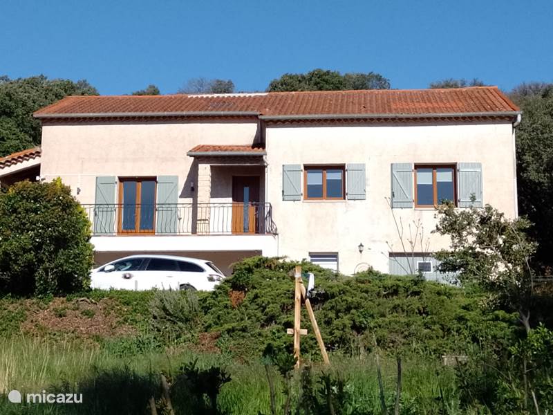 Maison de Vacances France, Hérault, La Tour-sur-Orb Gîte / Cottage Tout nouveau 2023 !! LUCINKAS