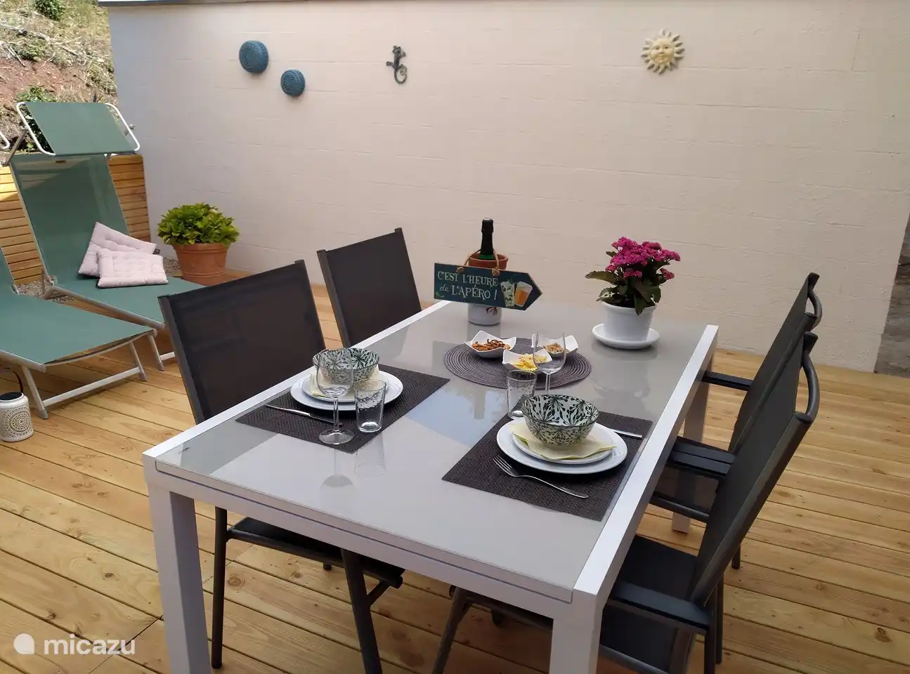 N'hésitez pas à prendre place