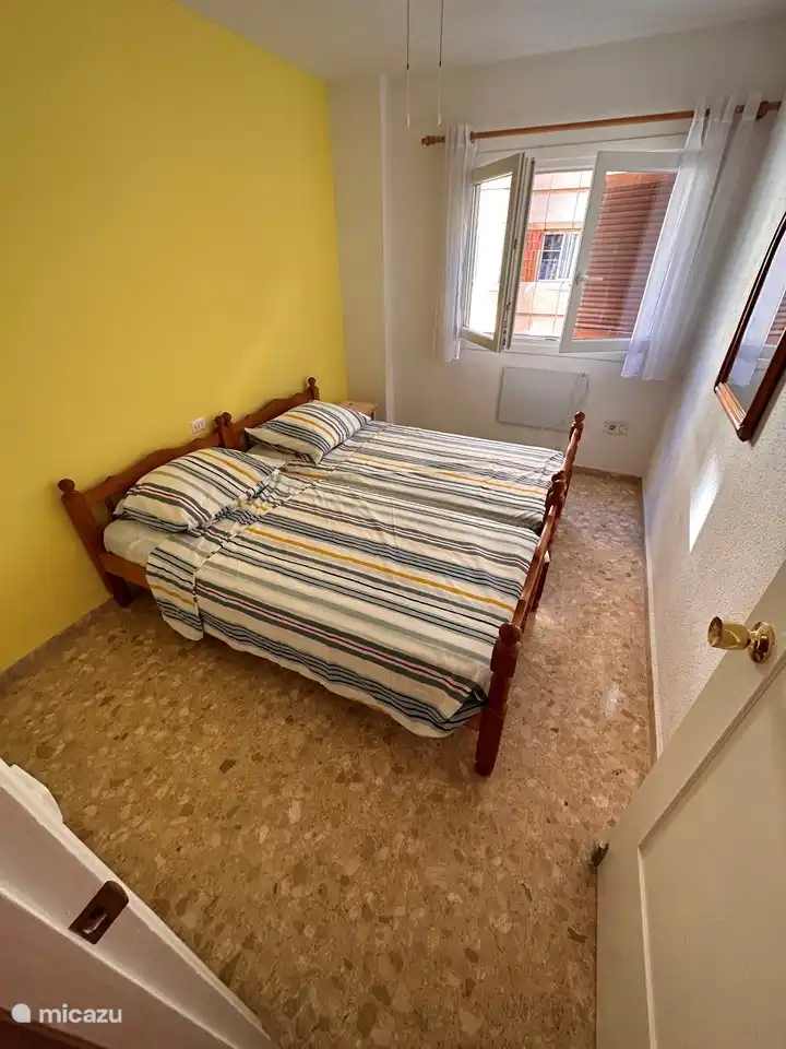 Schlafzimmer 2 mit 2 Einzelbetten