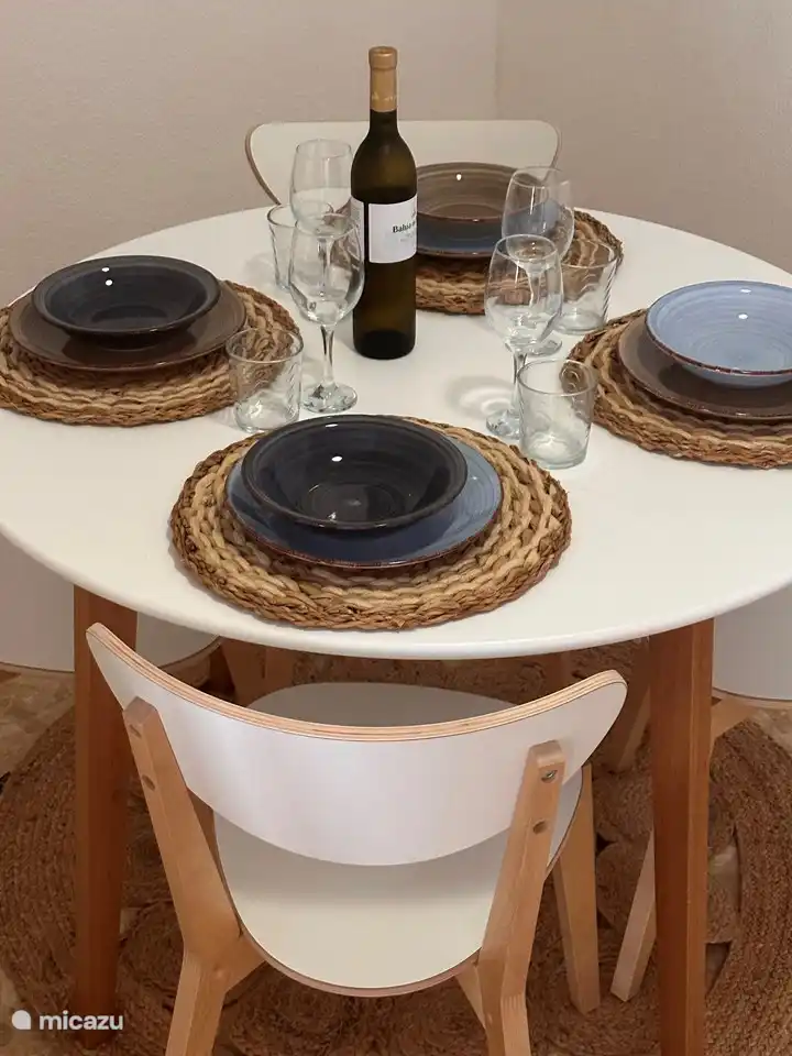 Esstisch im Wohnzimmer