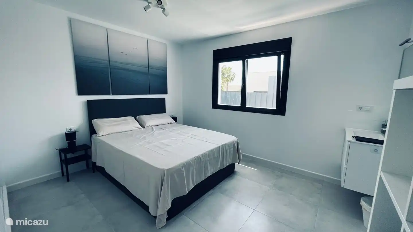 Schlafzimmer 1 mit eigenem Bad...