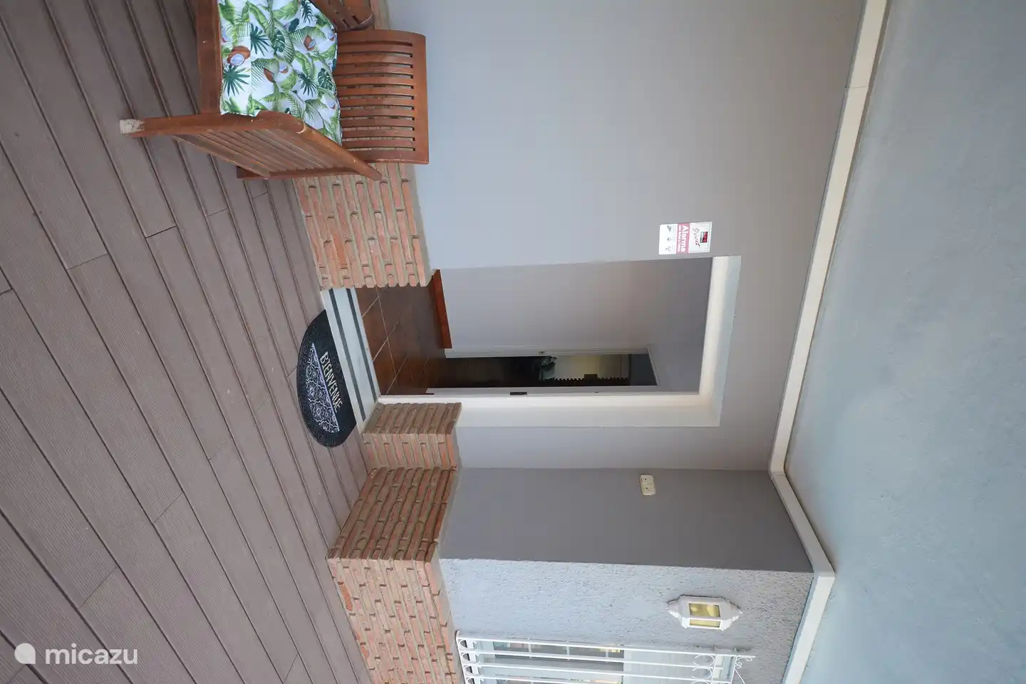 entrée de l'appartement d'invités