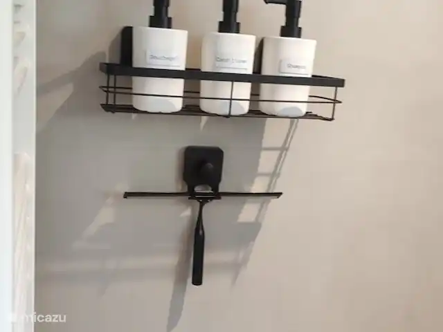 Vivre le sud | Pays-Bas, Limbourg, Simpelveld - maison de vacances Des distributeurs de savon, shampoing et lotion pour le corps peuvent être utilisés gratuitement
