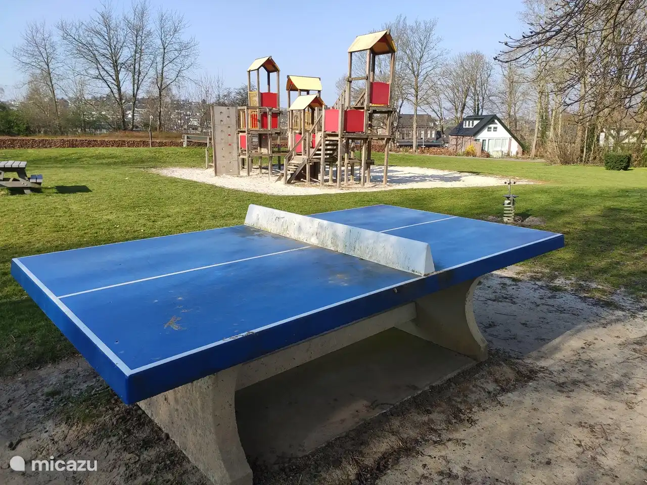 Spielgeräte, Minigolfplatz, Go-Kart-Verleih für die Kinder