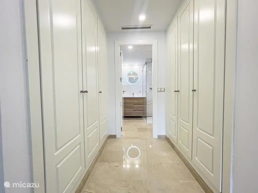 Puig Campana - master suite 