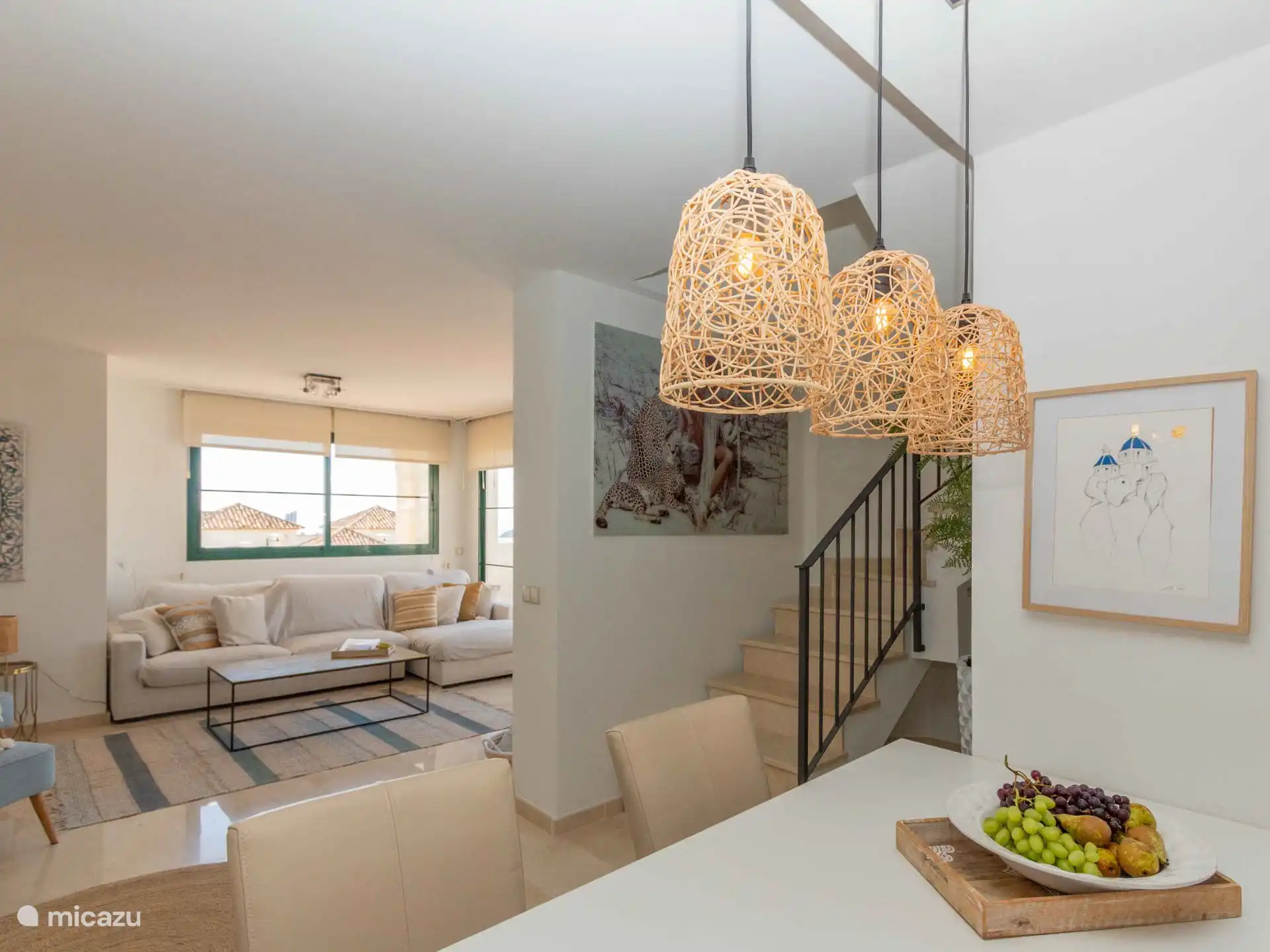 Puig Campana - Open keuken met zich op de uitnodigende leefruimte