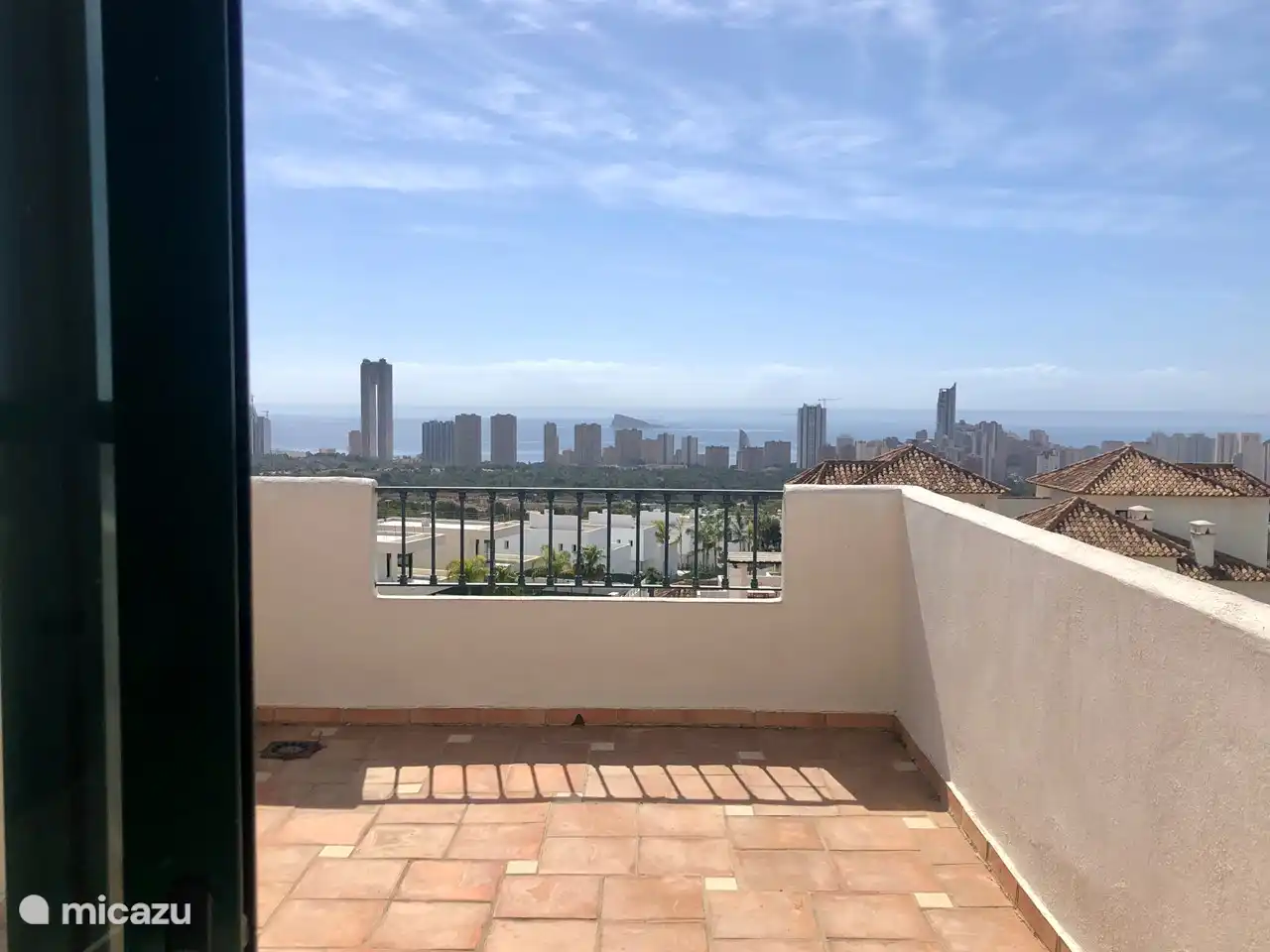 Casa Puig Campana - Terraza con vistas a Benidorm